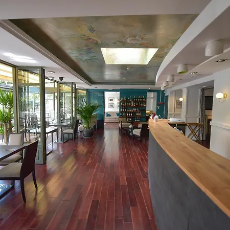 Restaurant La Arena 3*